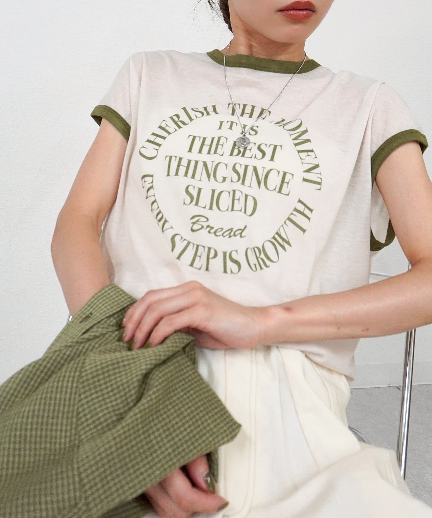 OFF-WHITE ロコフリントクルネックスリフレストレス 【関税込】 シアーフライスロゴプリントT 5056993 (0627) | gossara(ゴサラ)