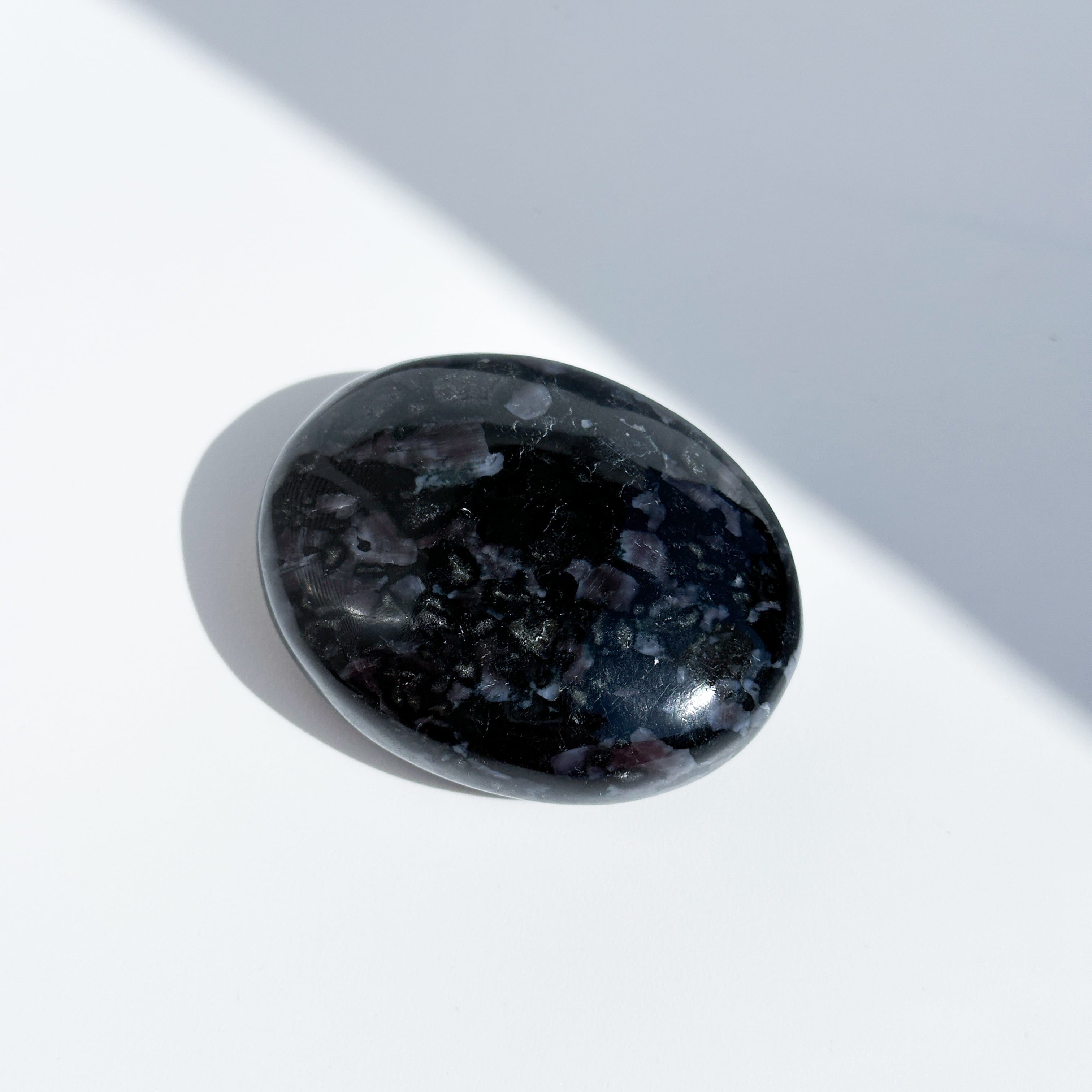 インディゴガブロ (ミスティックマーリナイト) パームストーン52◇ IndigoGabbro ◇天然石・鉱物・パワーストーン