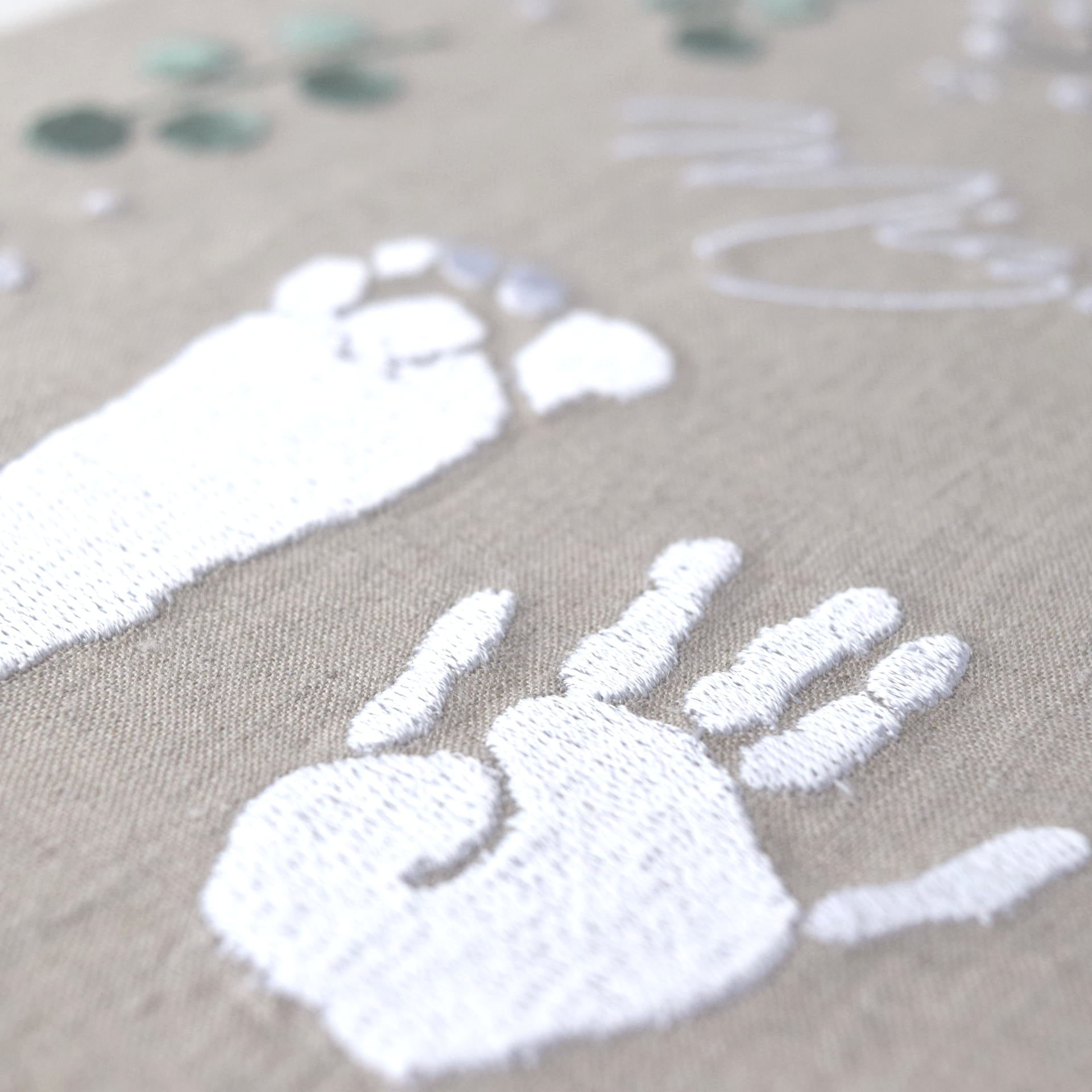 赤ちゃんの手形足形 刺繍メモリアルパネル 《ボタニカル》A4 出産祝い