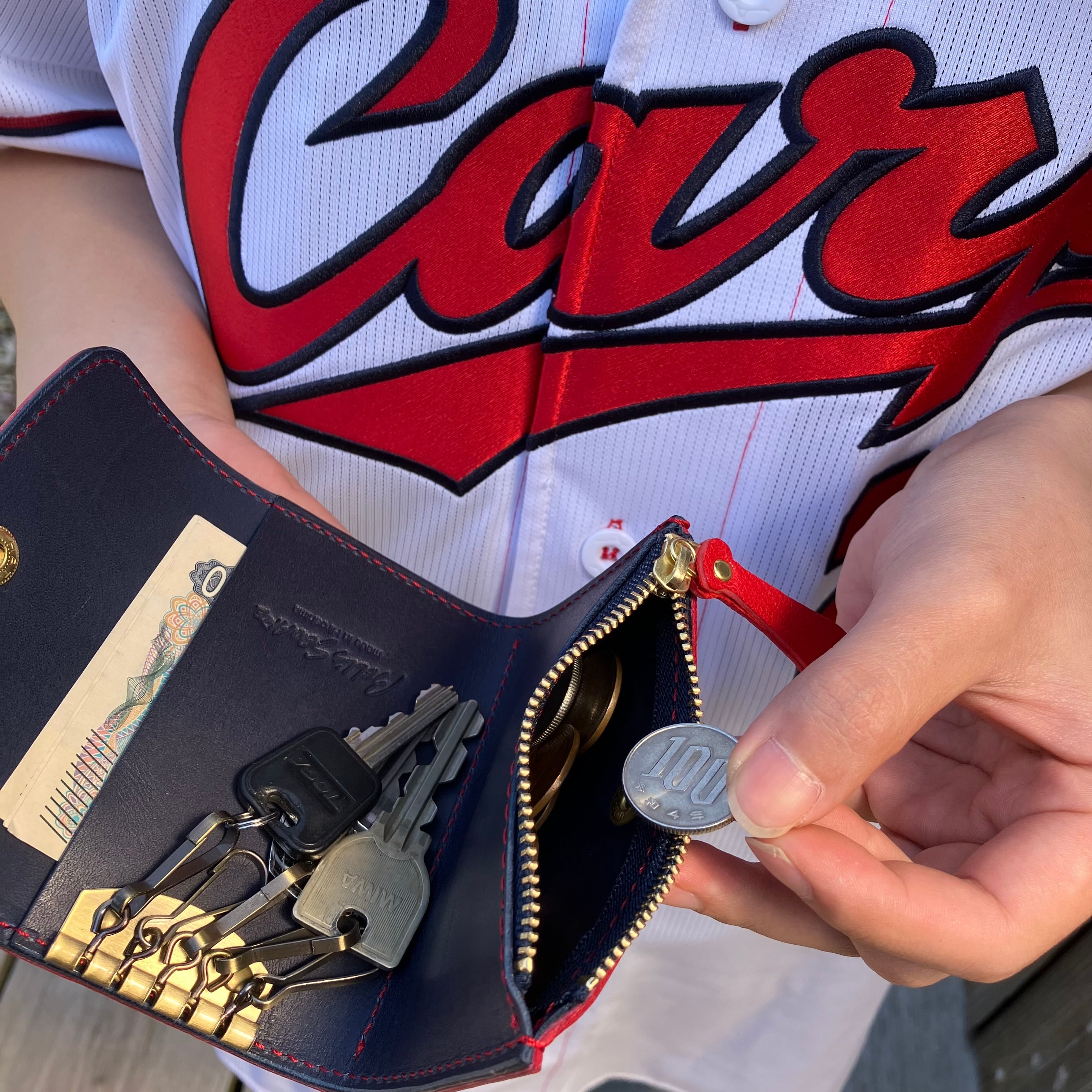 Carp】 カープレザー名札入れ (ネックストラップ)未使用 レザー調吊り