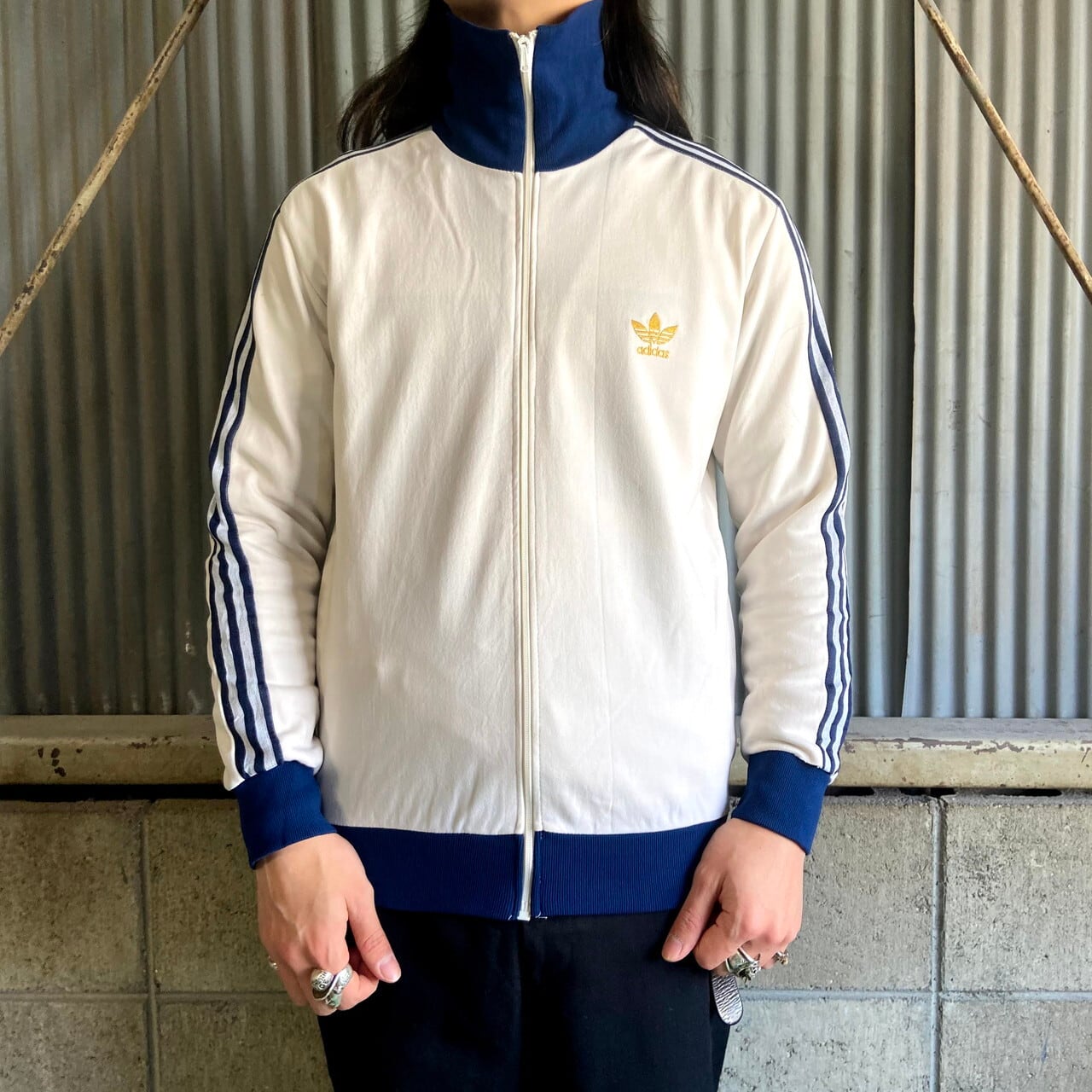 vintage adidas トラックジャケット トレフォイル 金ボタン 黒×金