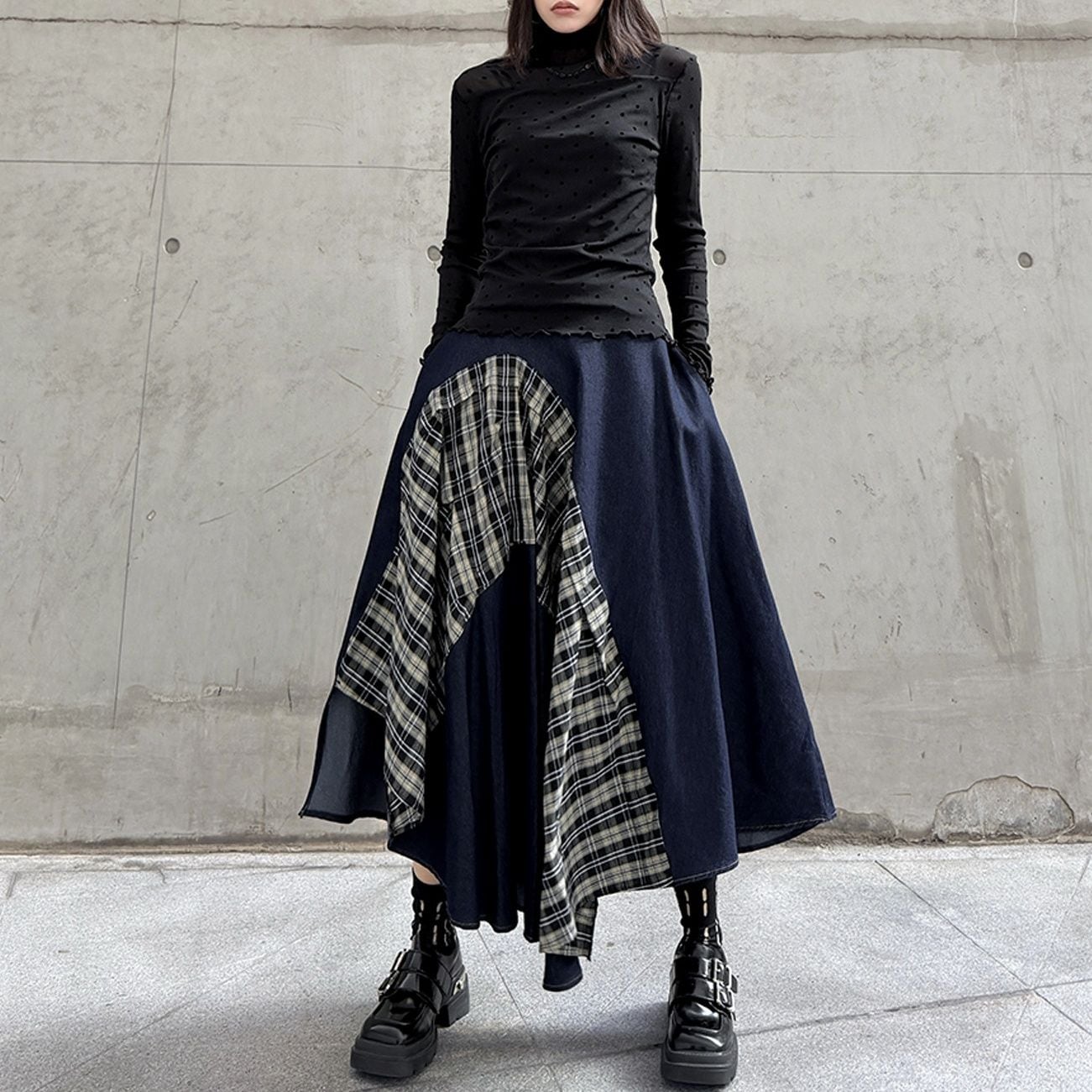 BLACK DOT HIGH NECK SLIM TOP & CHECKERED STITCH A-LINE DENIM SKIRT 2colors M-16087