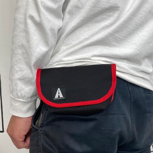 A BAMBINO -ベルトやハンドルに取り付けられるポーチ /Pouch that can be attached to a belt or handle
