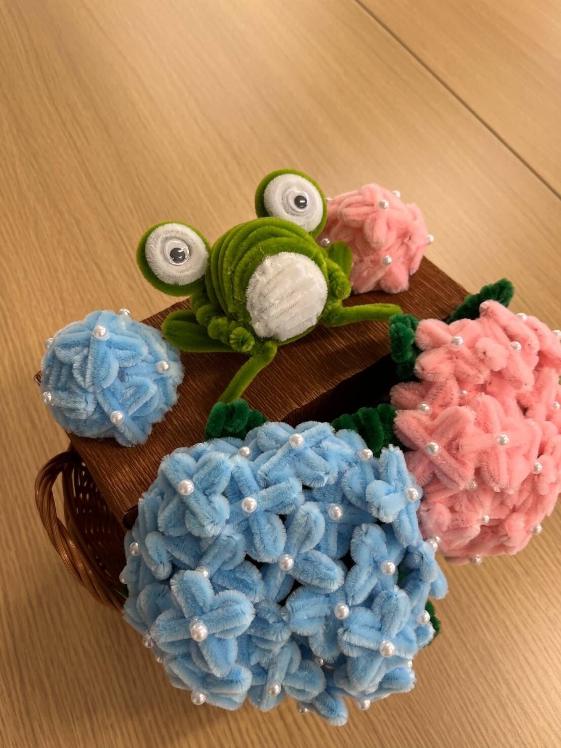 かえるさんと紫陽花のおさんぽ