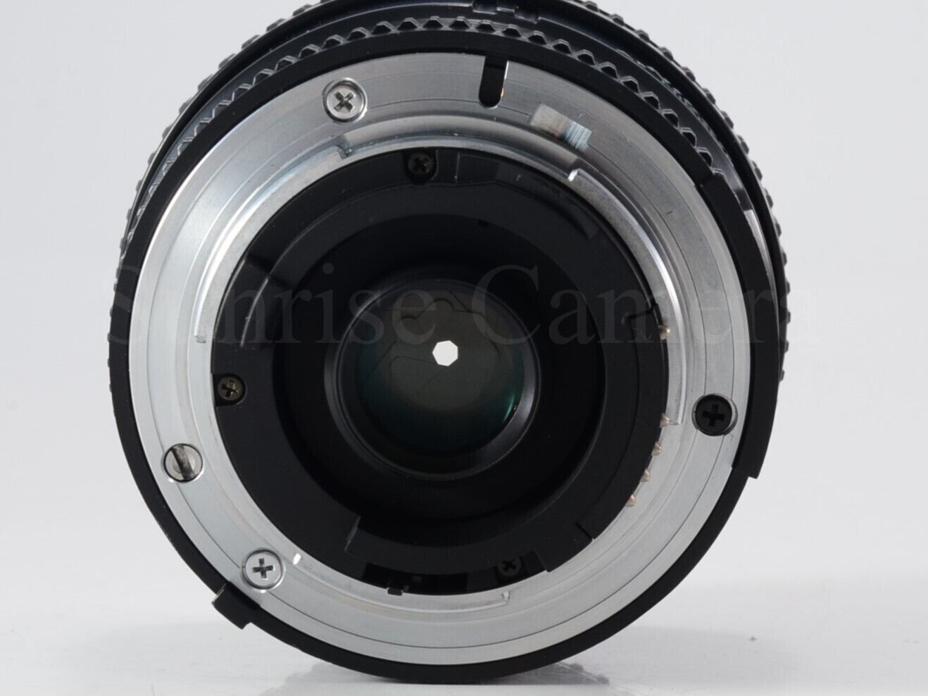 Nikon AF Nikkor 20mm F2.8 D 単焦点レンズ (60524) | サンライズ