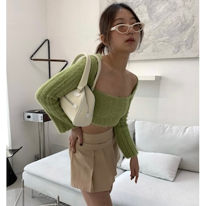 [ONMIND] square crop knit ( beige / green / blue / black ) 正規品 韓国ブランド 韓国ファッション 韓国代行 ニット
