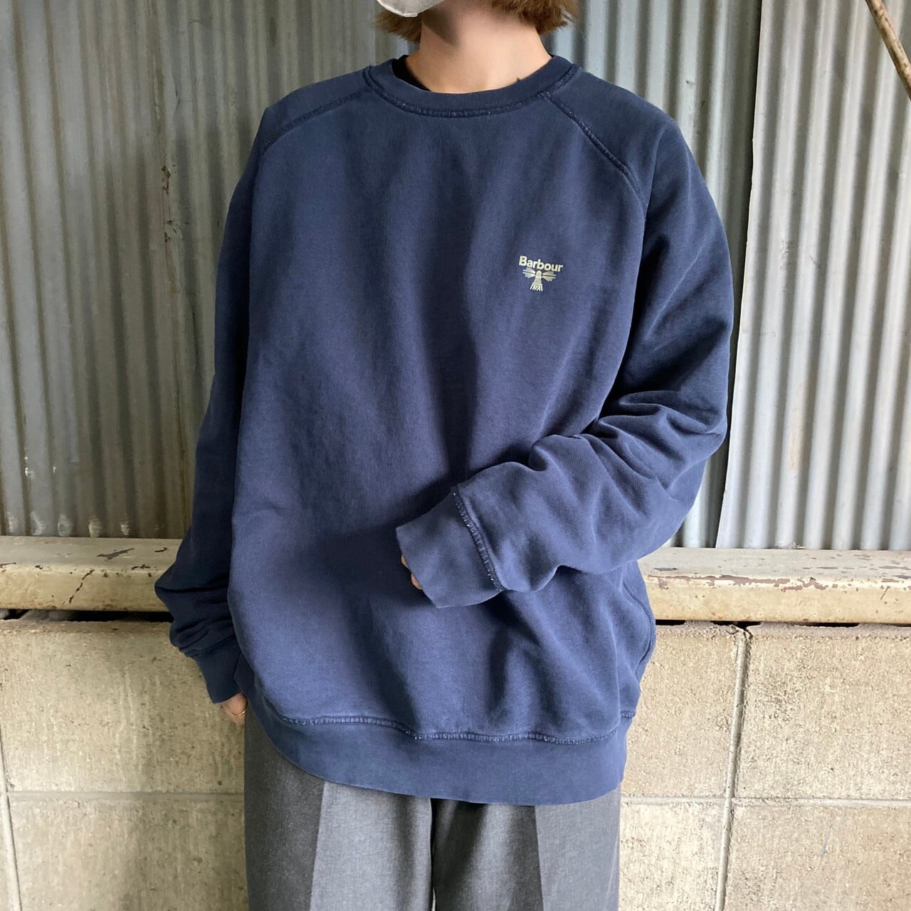 Barbour バブアー スウェット S 紺 【古着】【中古】【送料無料】 Barbour BEACON バブアー ワンポイントロゴ プリント ラグラン