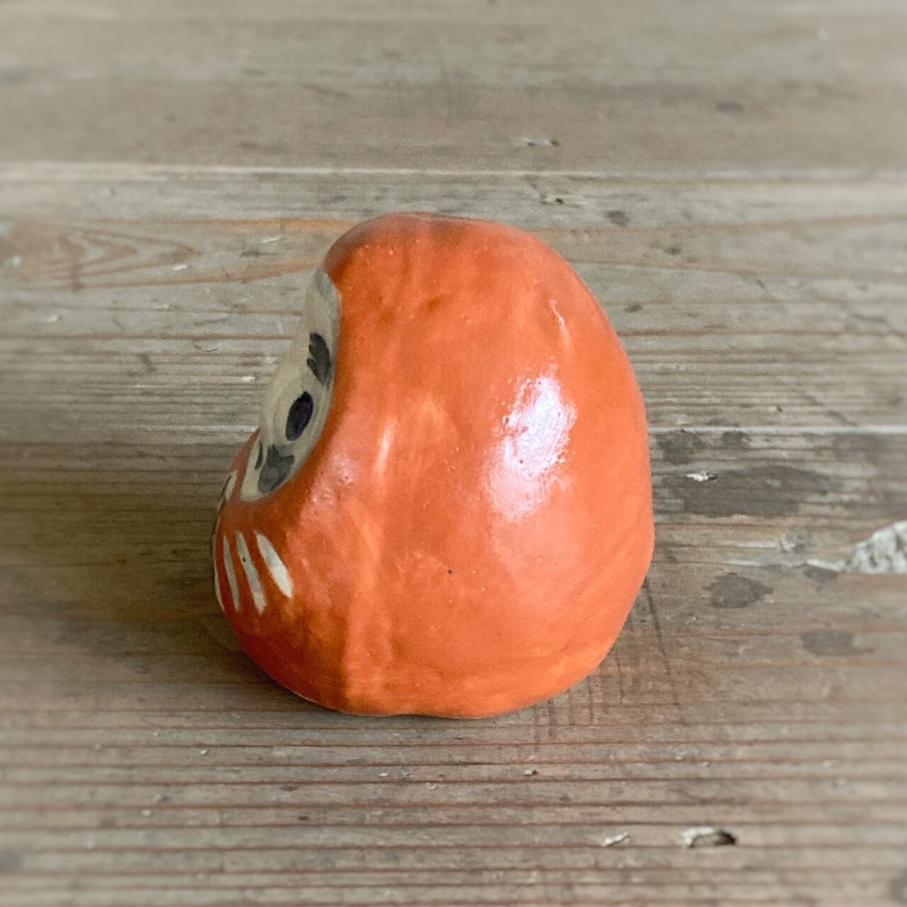 だるま　(染付・上絵)