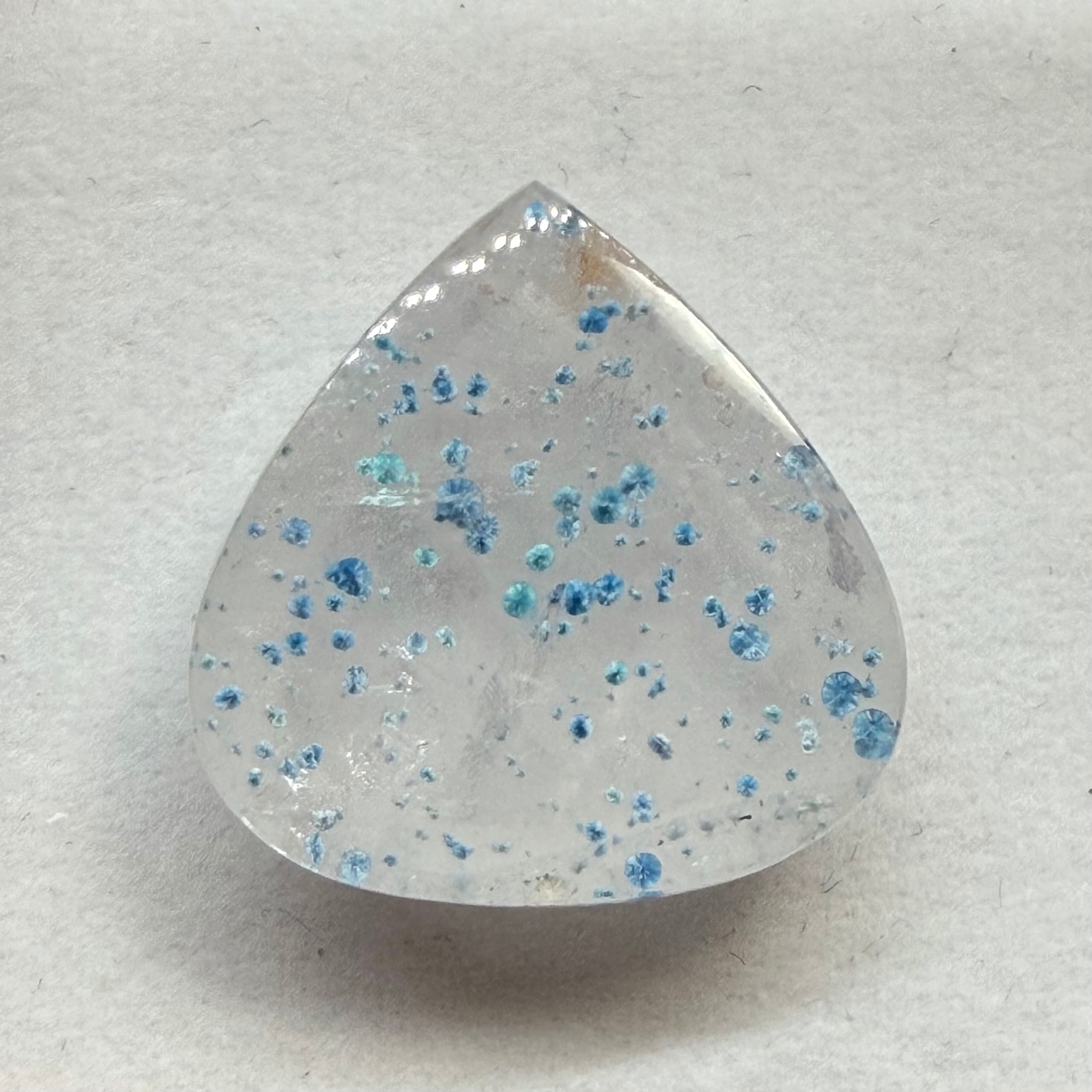 結局がびっしり入ったギラライトインクオーツ