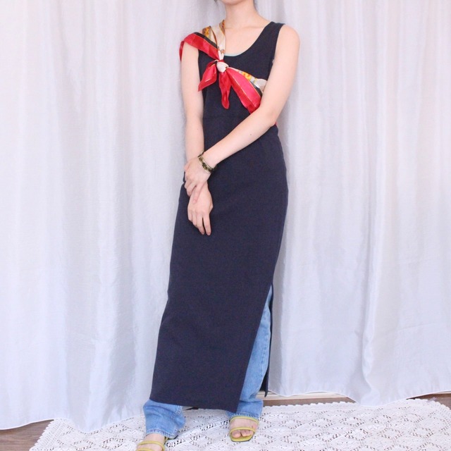 ノースリーブワンピース　ネイビー