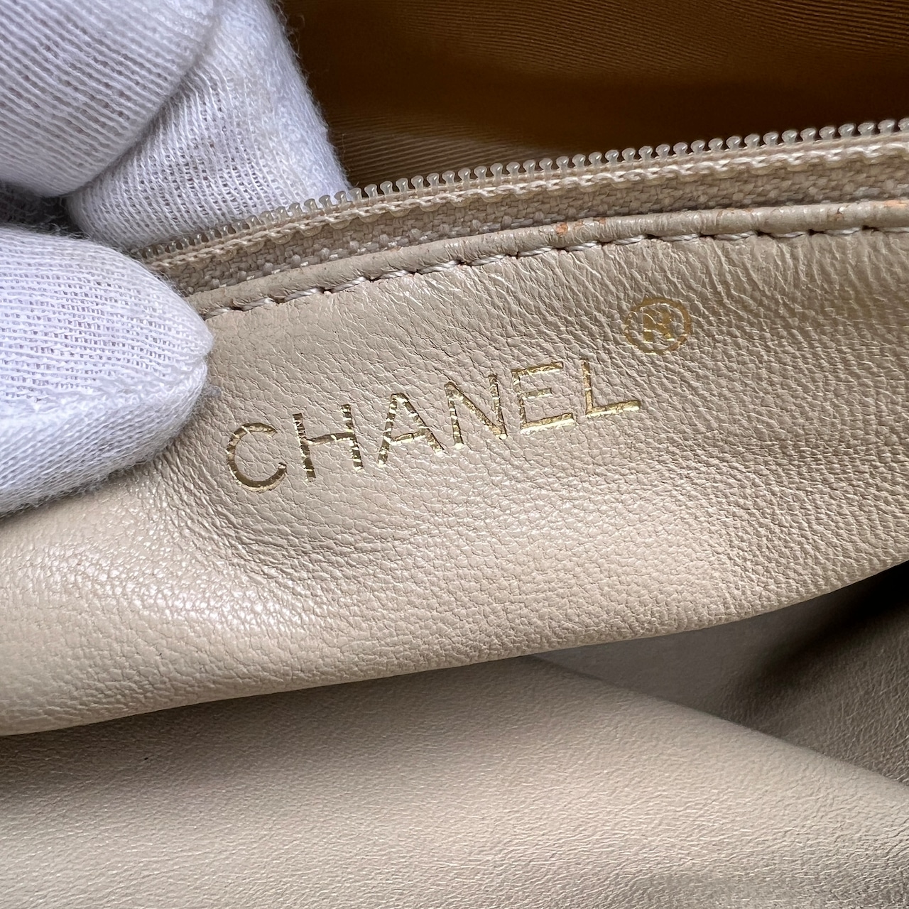 CHANEL シャネル ココマーク キャビアスキン トートバッグ ベージュ A-13746