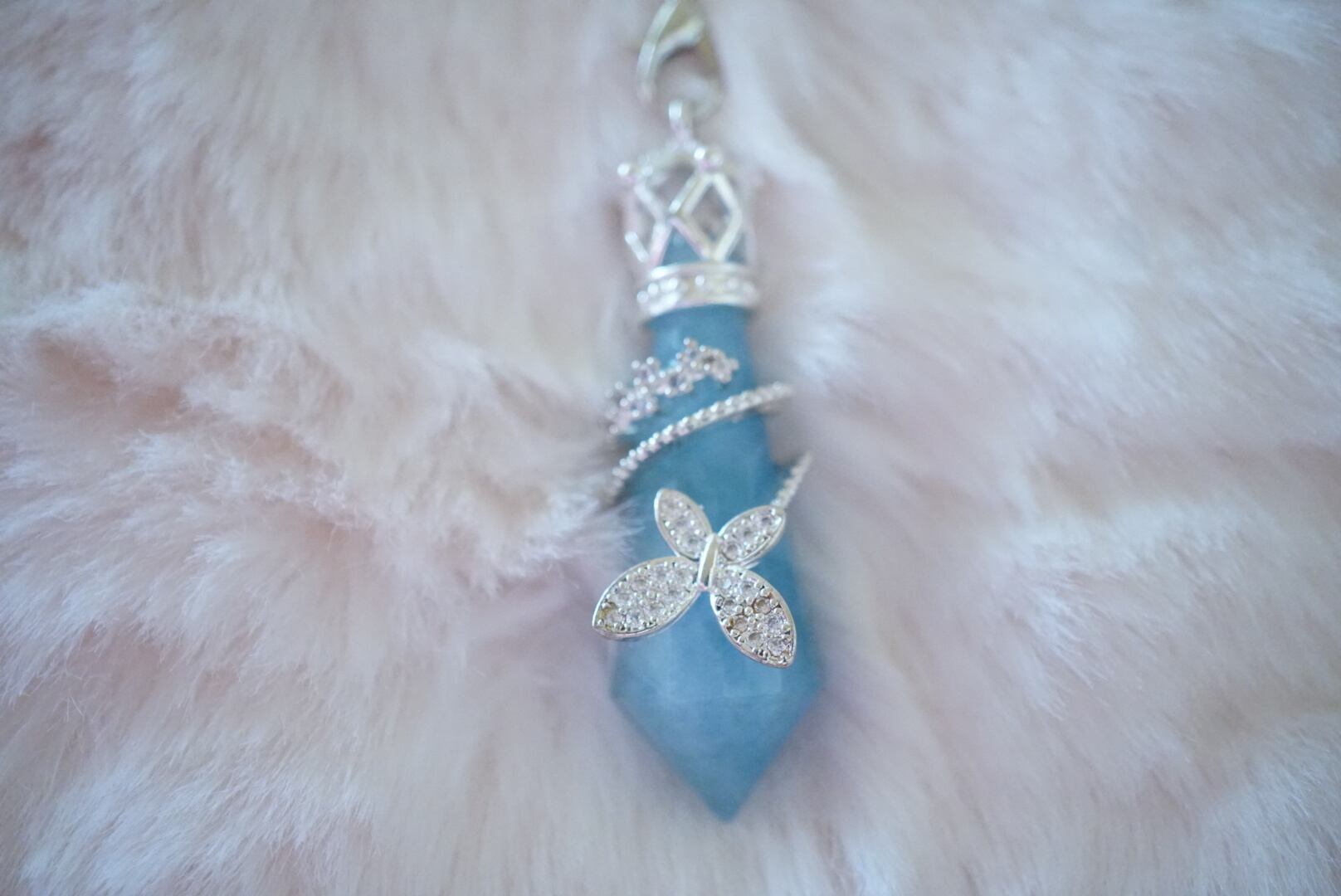 魔法使いのペンデュラム《アクアマリン》