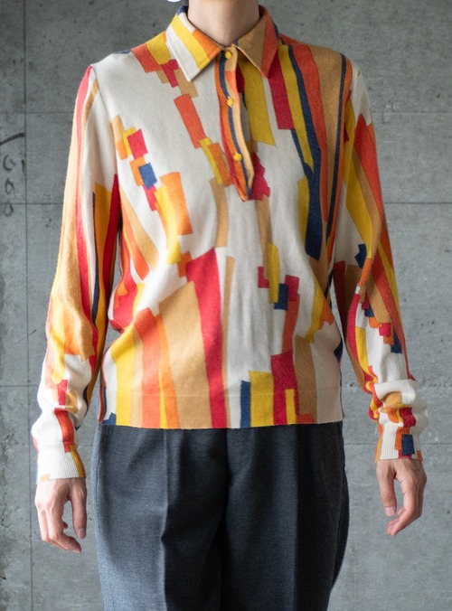 "Elegance Boutique" 1980s Abstract Geometric Pattern knit polo