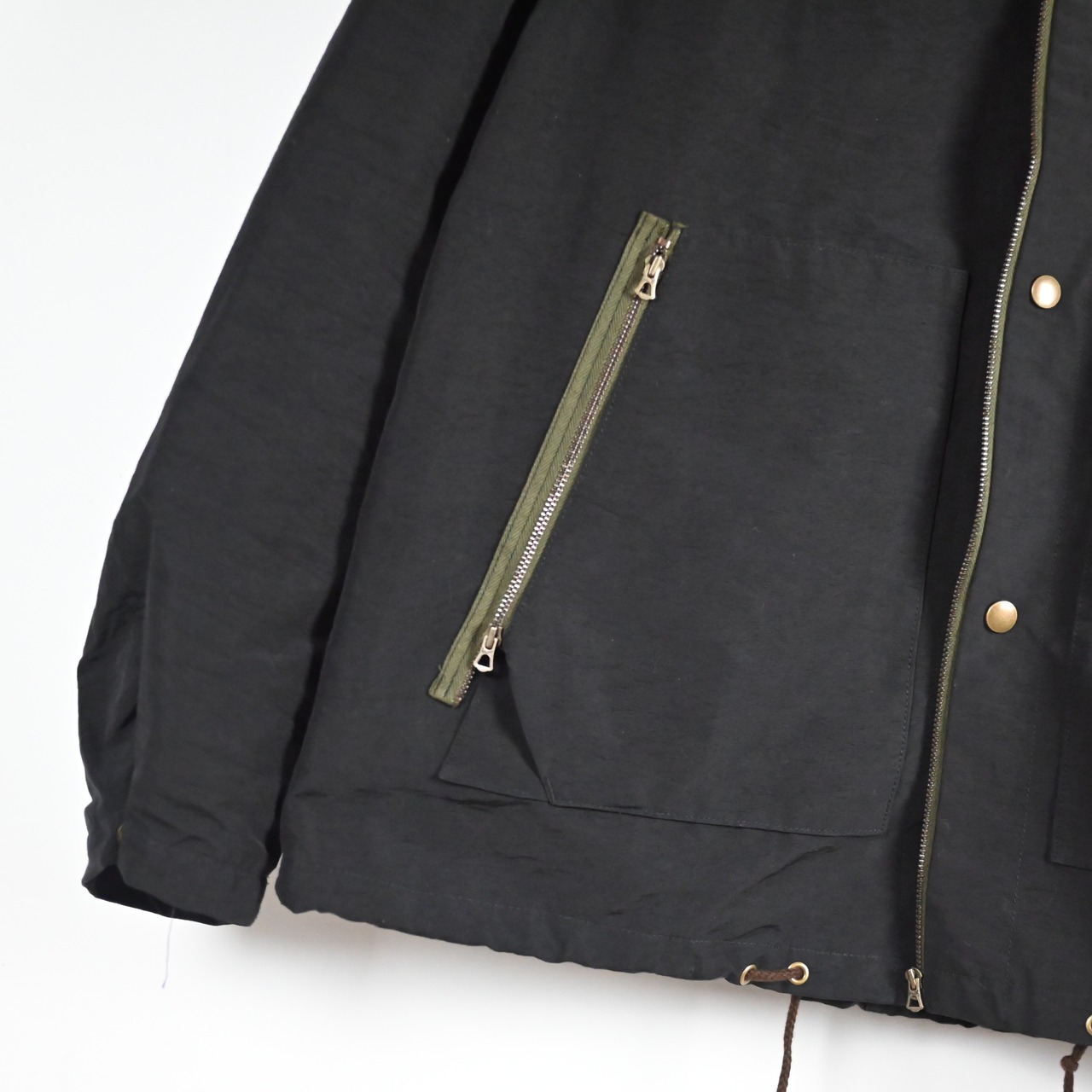 barbell object / coach jkt