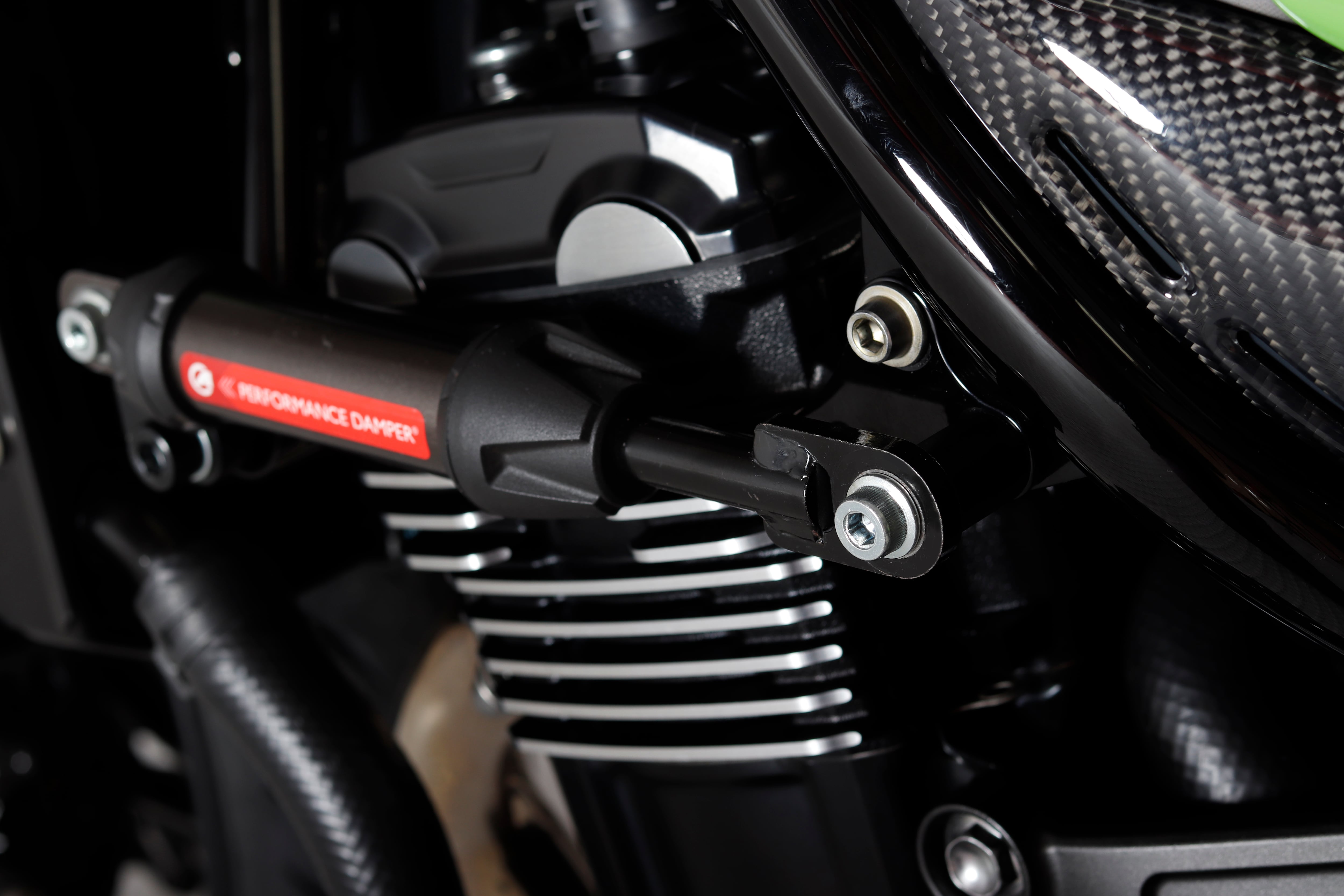 ACTIVE パフォーマンスダンパー(R) Z900 18-24/Z900RS 18-25/Z900RS