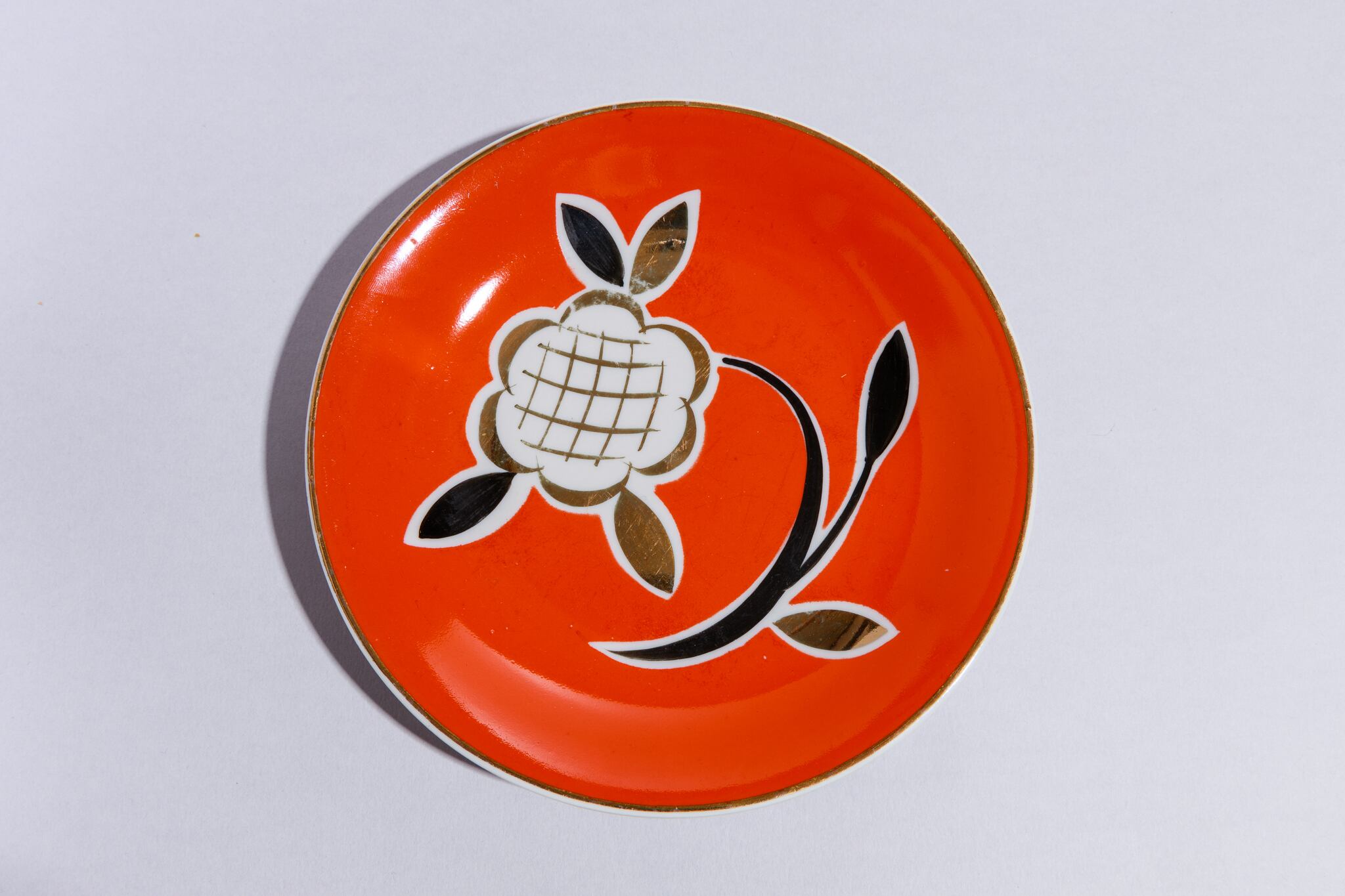 ヴィンテージ 皿 クラスヌイ・ファルフォリスト磁器工場 旧ソ連 0208