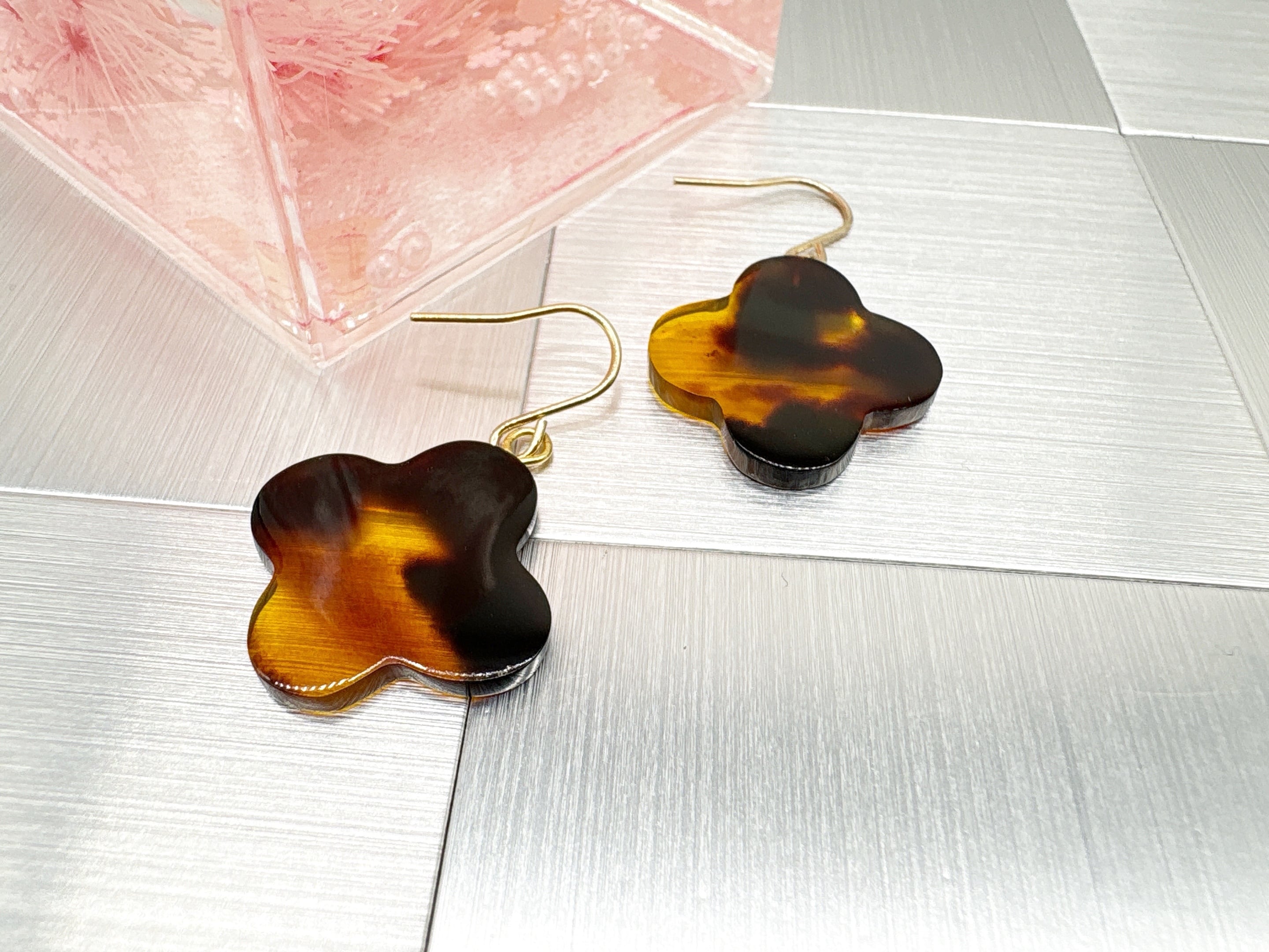 べっ甲アクセサリー「なにわべっ甲プラージュ」本べっこう取扱店