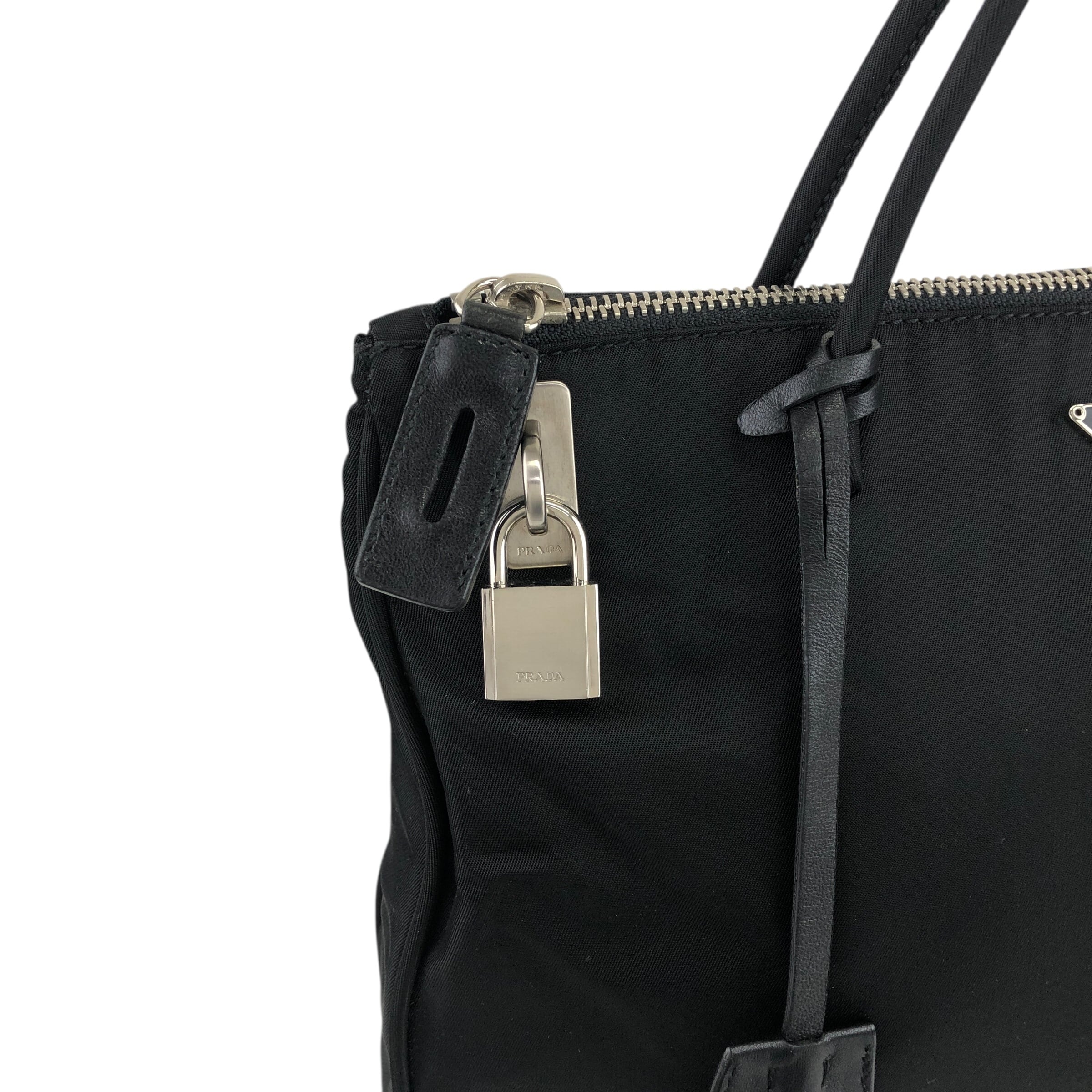PRADA プラダ トートバッグ ブラック トライアングルロゴ ナイロン