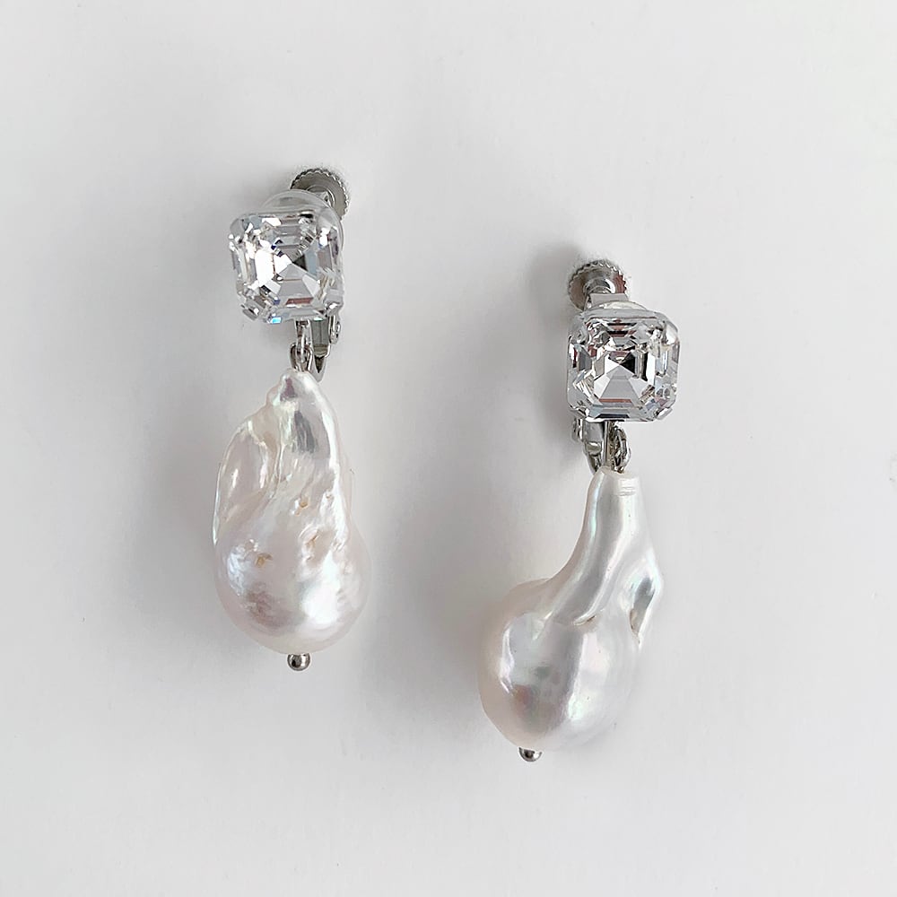 シルバー淡水バロックパールのイヤリング/ピアス【TER-195-SI】