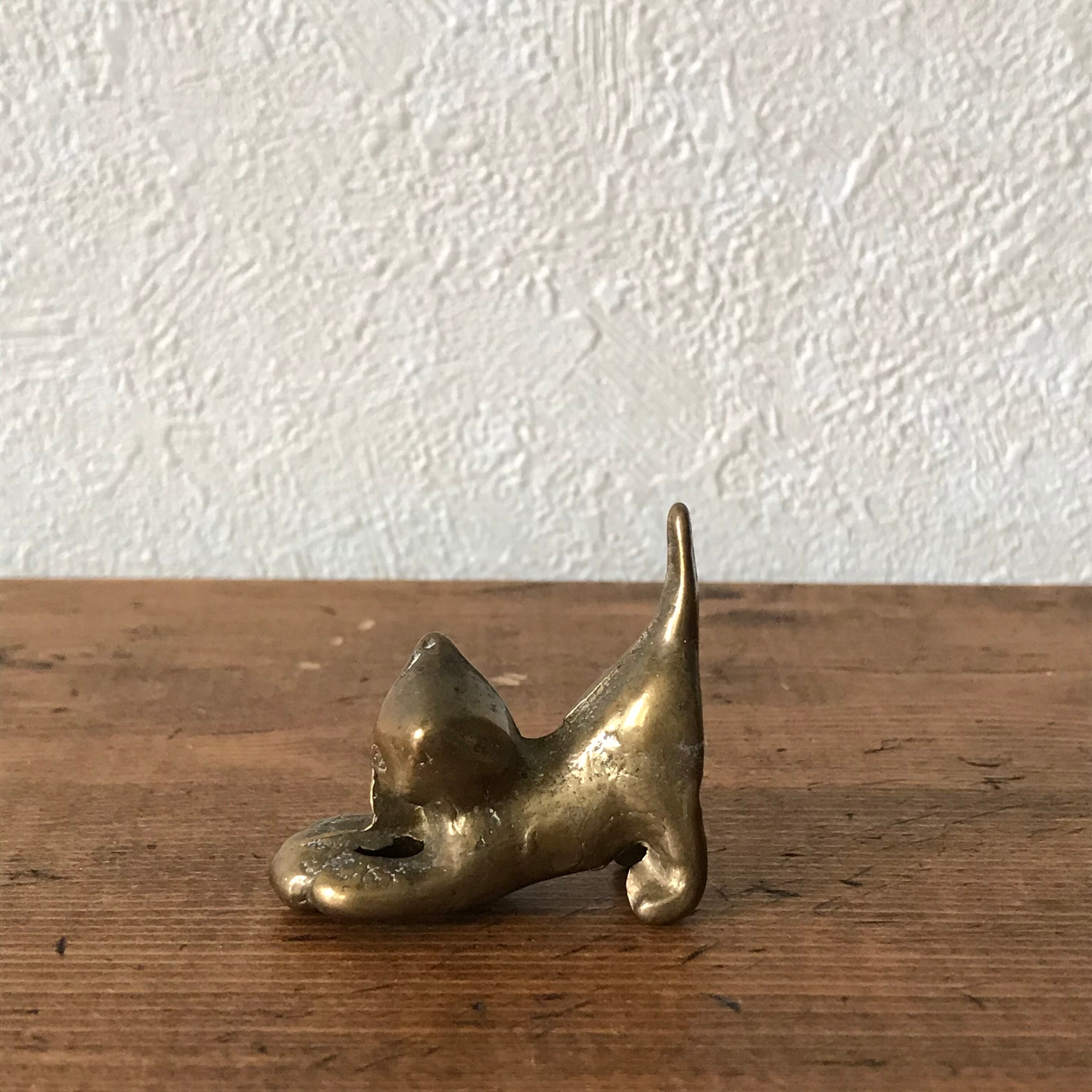 真鍮のねこ