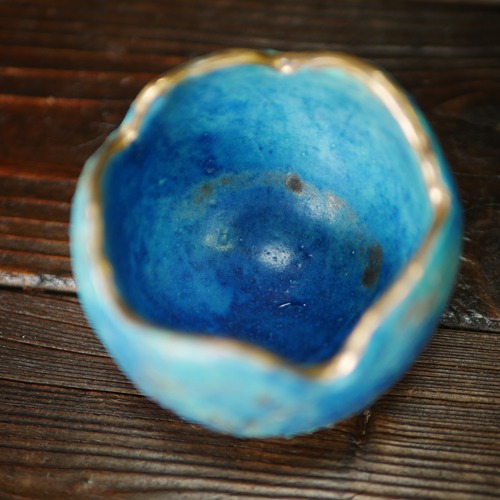 小さな青色の殻 no.2
