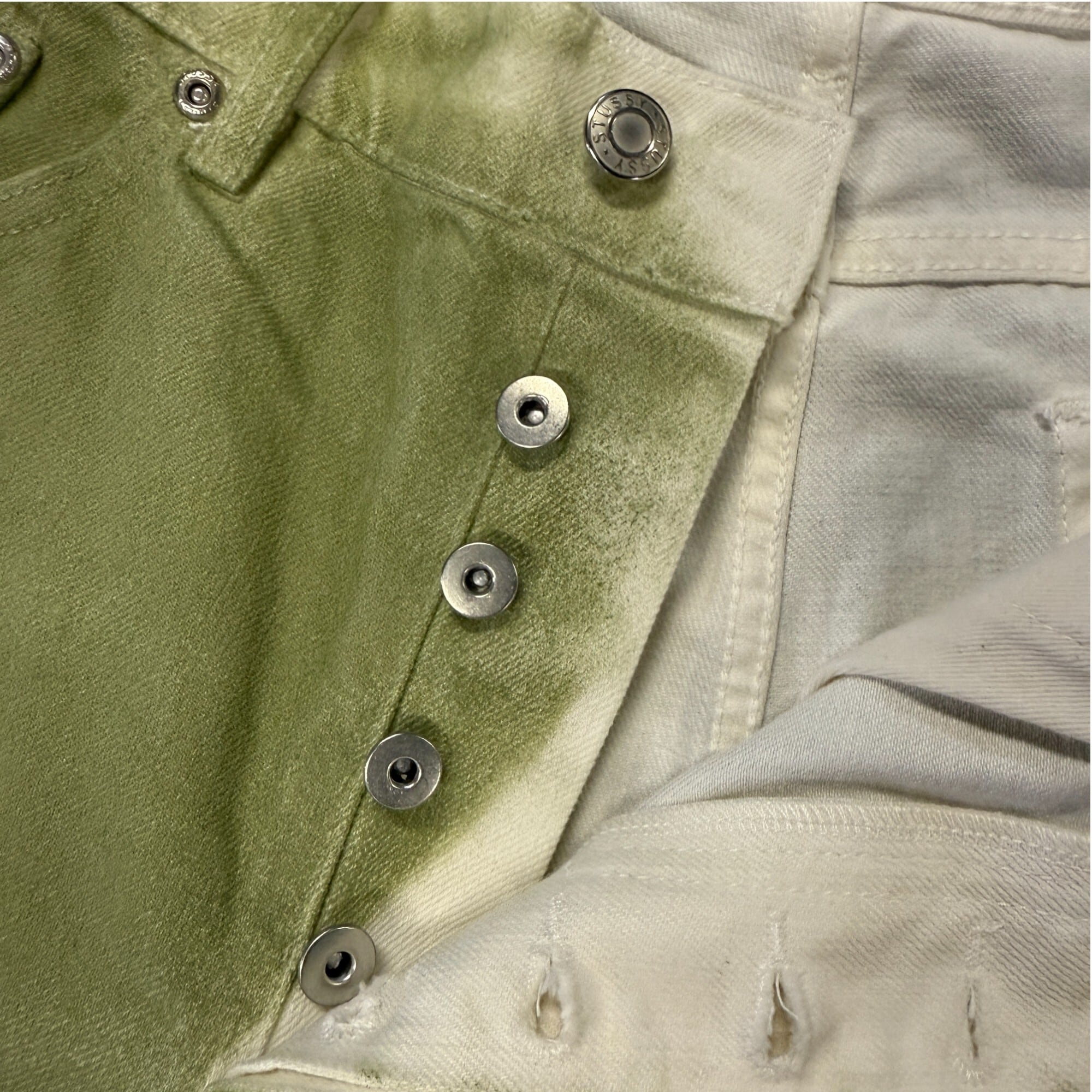STUSSY】ステューシー SPRAY DYE BIG OL SHORT デニムショートパンツ