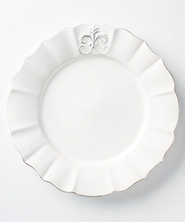 Fleur De Lys Dinnerwear 