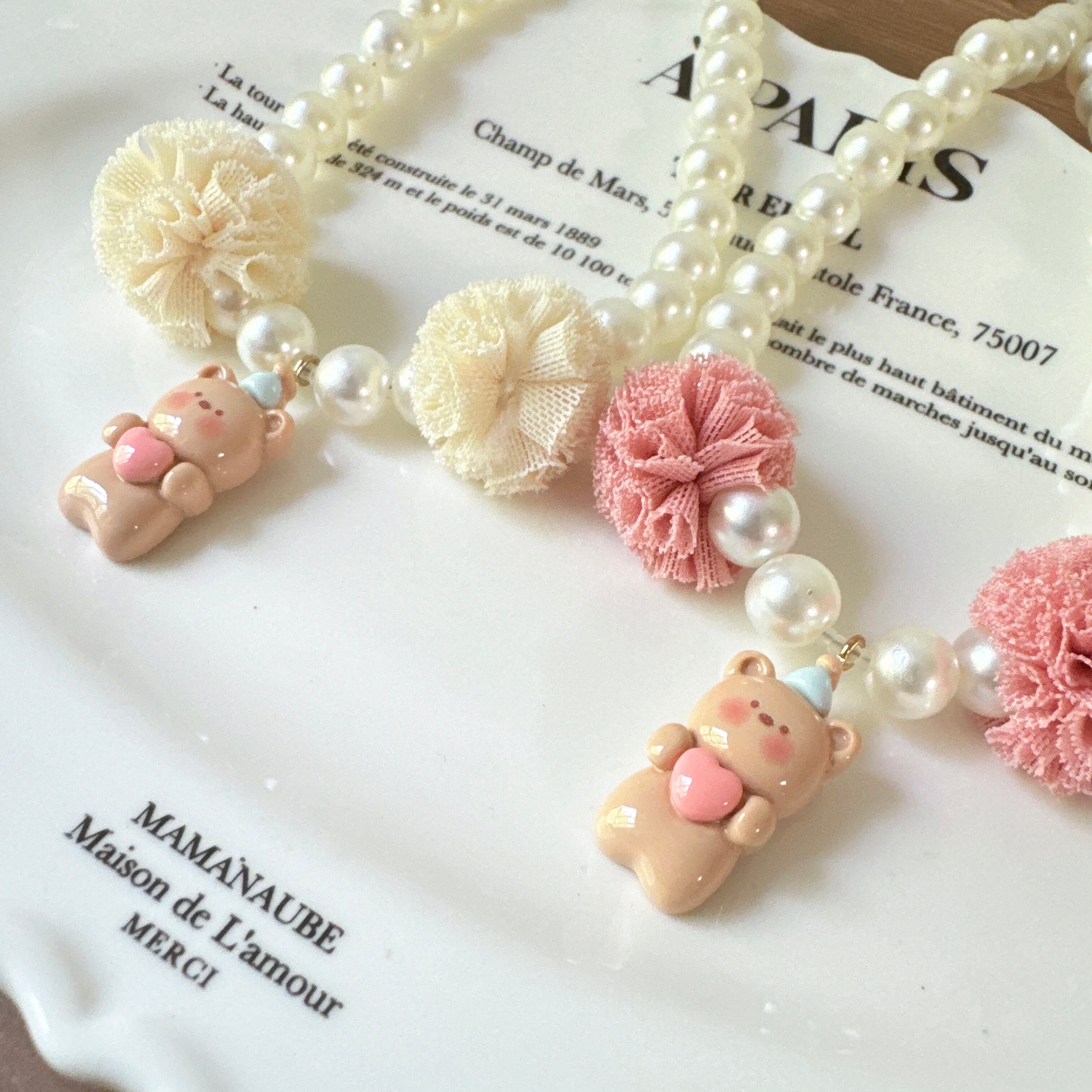 帽子くまさんボンボンレースネックレス