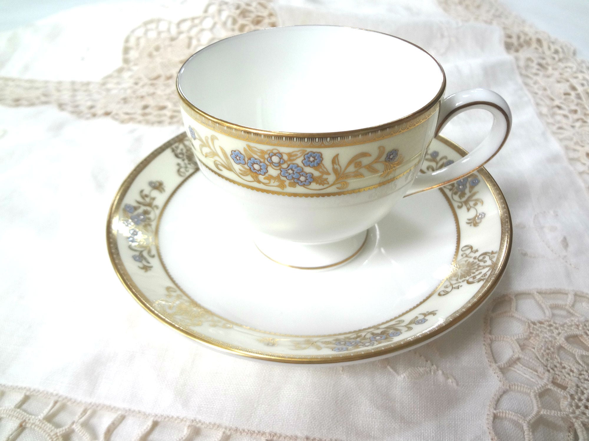 ウェッジウッド クリヴデン リー（CLIVEDEN LEIGH）カップ＆ソーサー