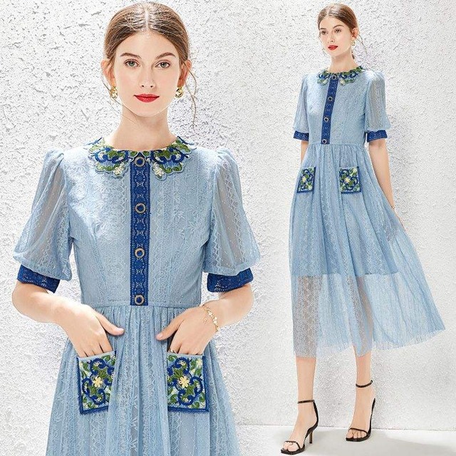 送料無料 D1105 フラワー 刺繍襟 ポケット クラシカルボタン クロッシェレース ワンピース ライトブルー ブルー 刺繍 ライトブルー 青ワンピース レースドレス レースワンピース クラシカル パーティードレス お呼ばれ 結婚式 パーティーワンピ 袖付き お呼ばれ