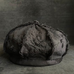 TRIANGLES HAT | Black linen stitching beret