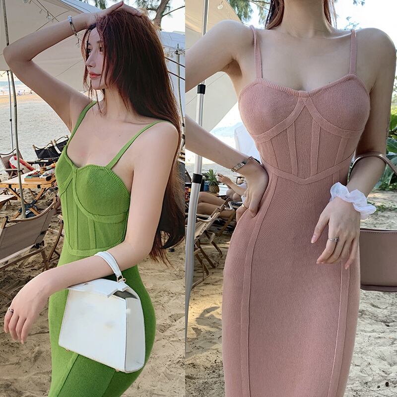 【新作】【送料無料】 2023 新しい夏のスタイル韓国スタイルファッショナブルなフェミニンサスペンダーロングスカートニット休日セクシーな無地ドレス 5671 0399353711466