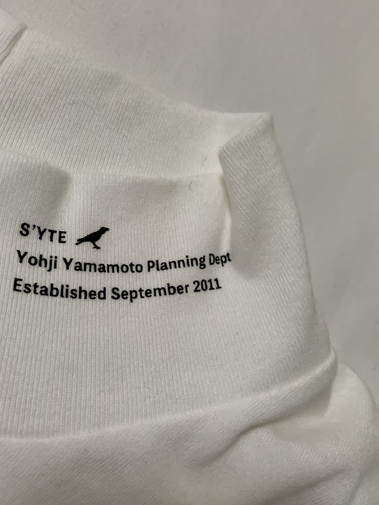 Design Mock Neck Print Long Sleeve T-Shirt "S'YTE Yohji Yamamoto"
