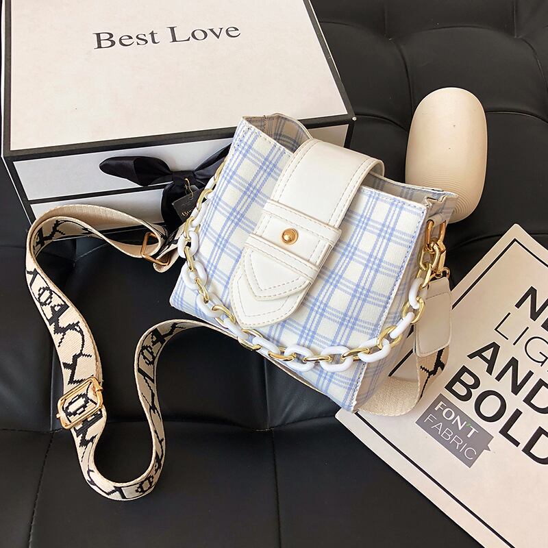 小さなバッグ女性バッグ2020新しい波夏の野生のブロードバンドワンショルダーメッセンジャーバッグファッションネット赤いチェーンバケットバッグ Tiancai_Wing_Bag4729297