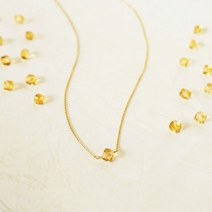 K10  照らし出す朝陽 / Monday - Citrine necklace [ 7days series ]　天然石　お守り　イエロー　シトリン　華奢　1粒　一粒　ネックレス