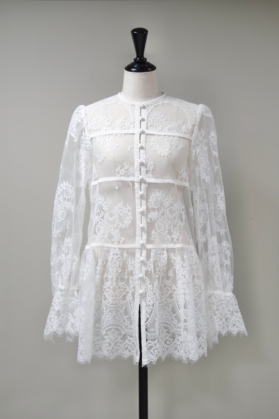 FETICO】LACE GATHERED BLOUSE -White- | loop