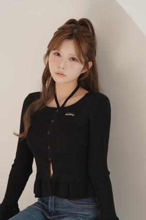 frill peplum knit