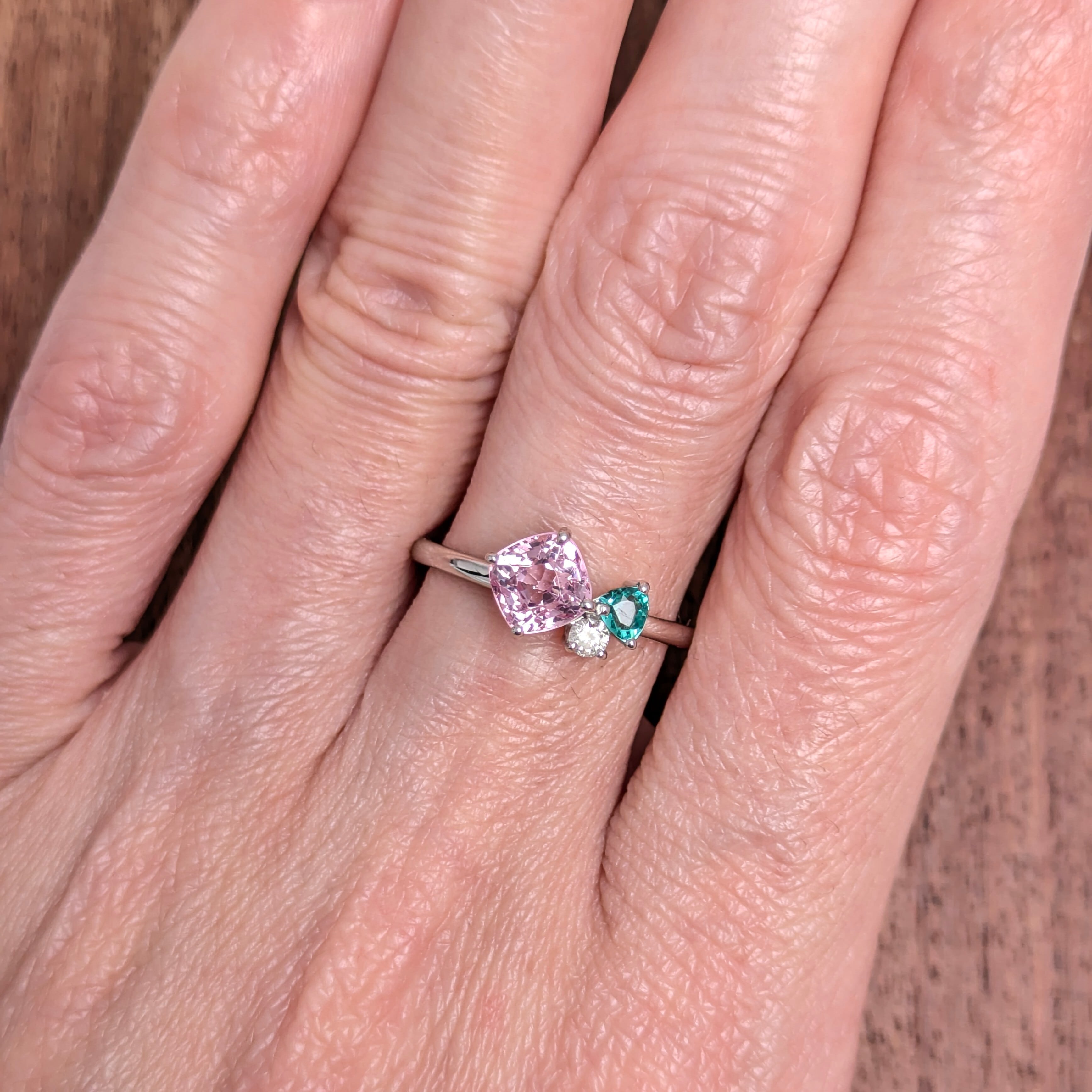 限定1本★アーガイルピンクダイヤモンドバターリャパライバトルマリン18金リング★ 限定1本☆アーガイルピンクダイヤモンドバターリャパライバトルマリン