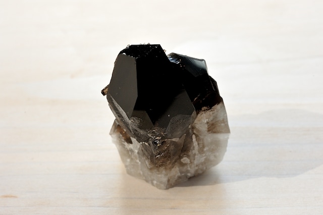 アーカンソー産 黒水晶クラスター 136g