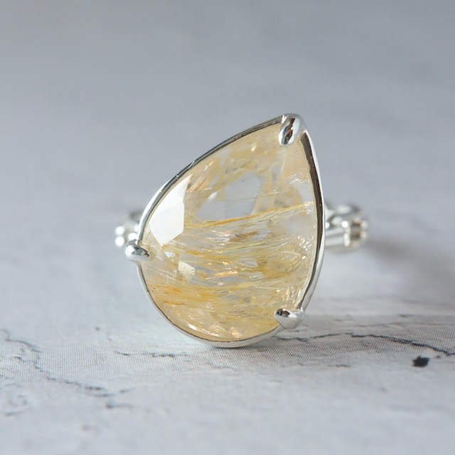 ルチルイントパーズ リング【１点限り】