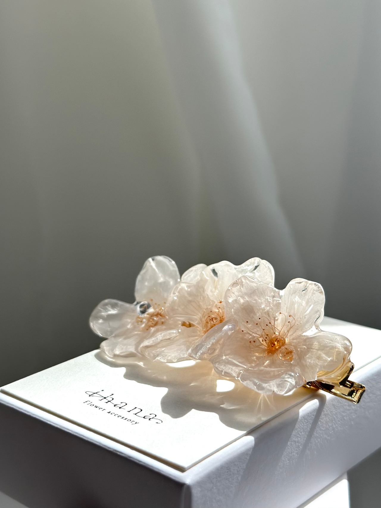 sakura hair clip