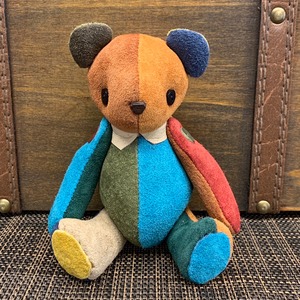 ピッグスウェードベルベア★端革を使ってアップサイクル「ベルズベア」写真の1点販売です　カラフル系3