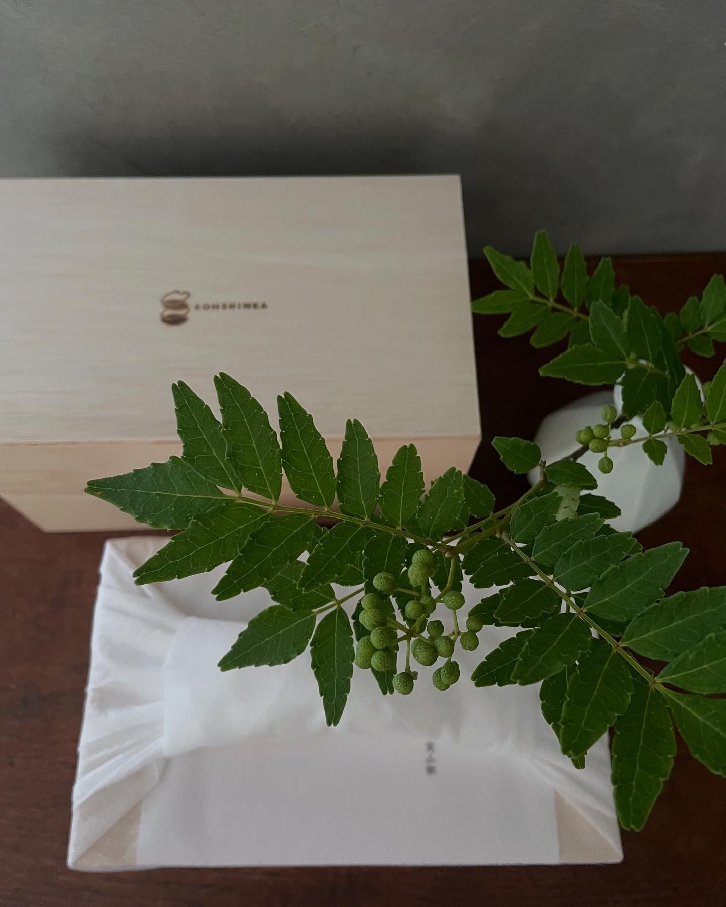 期間限定 】＋追加 実山椒木箱 200g ※単品発送不可 | 根蕈果konshinka