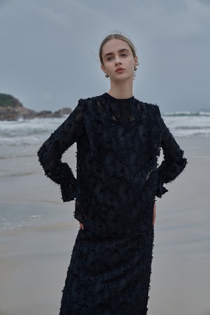 Cut jacquard blouse /black