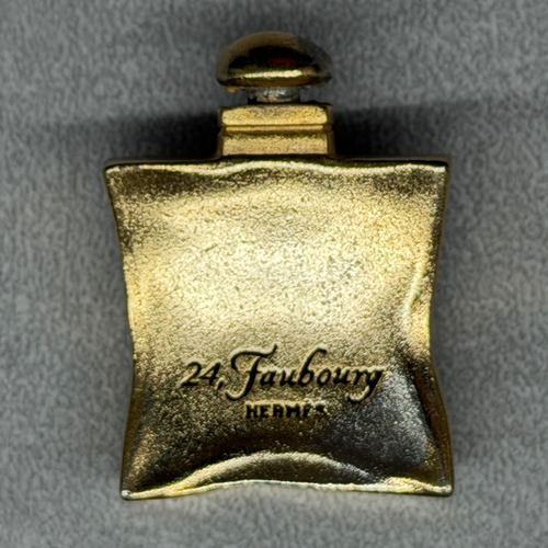 【HERMES】 24FAUBOURG  brooch エルメス　ブローチ