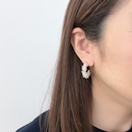 クリアビーズとパールの編み込みフープピアス ニッケルフリーポスト使用 低アレルギー bittersweet
