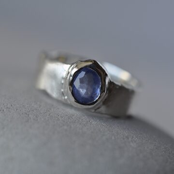 Damage Signet Ring | PAY ID