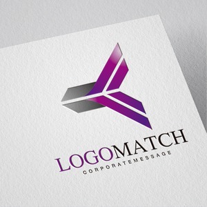 進化するCのロゴ