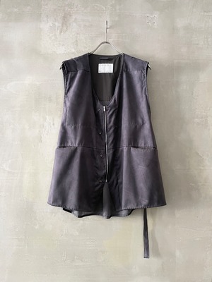 T/f Lv6 tech suede loose fit zip vest - stone