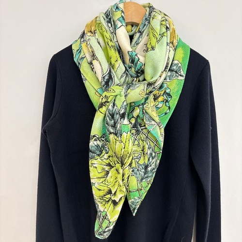 manipuri：11 ウール/シルク ストール (フルーツ)  ヘリンボーン織  120cm × 120cm